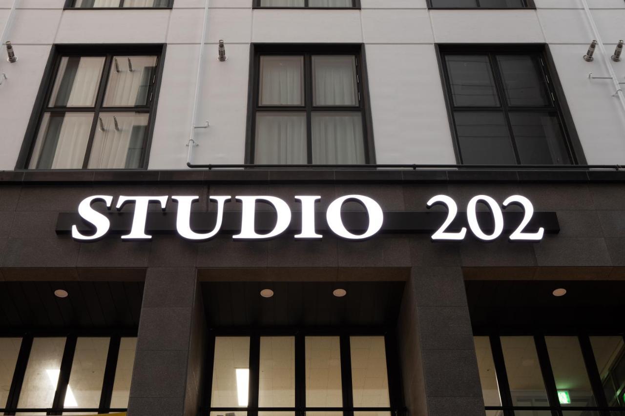 Busan Studio 202 Hotel Exterior photo